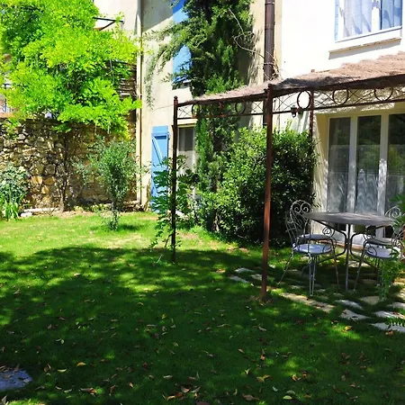 De Clary Pensión Baron (Gard)